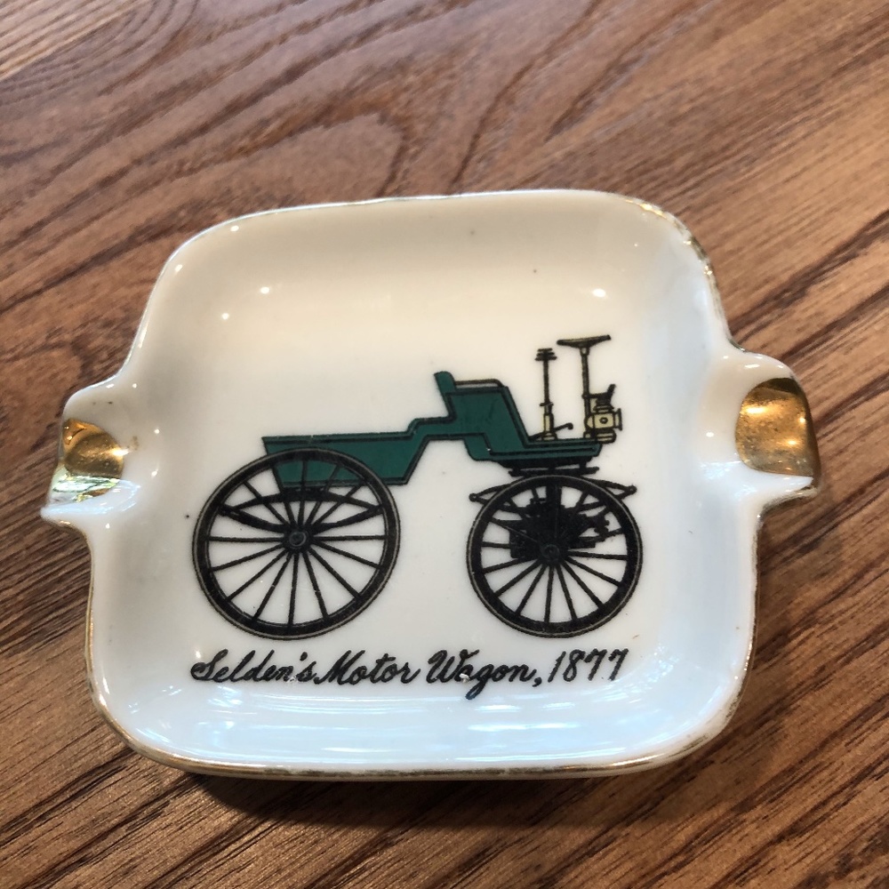 Vintage square ashtray